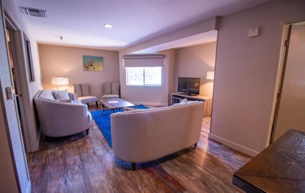 Empeiria High Sierra Hotel Mammoth Lakes