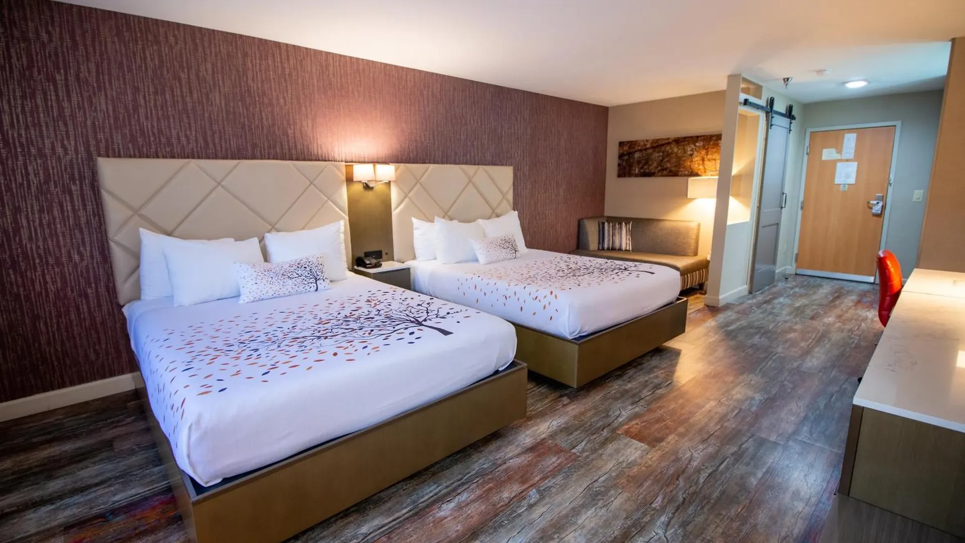 Empeiria High Sierra Hotel Mammoth Lakes