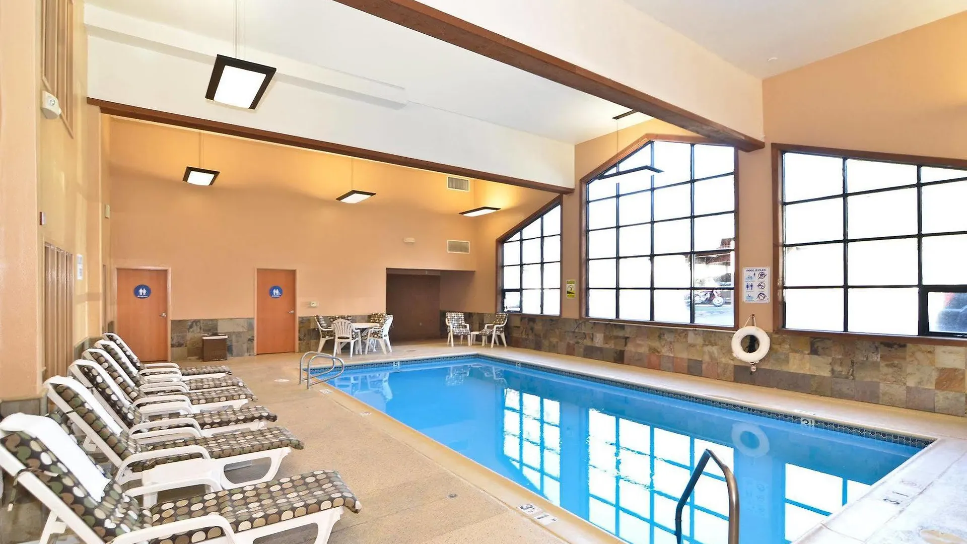 Empeiria High Sierra Hotel Mammoth Lakes 3*,