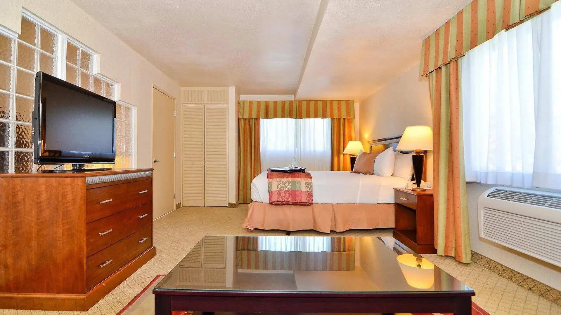 Empeiria High Sierra Hotel Mammoth Lakes